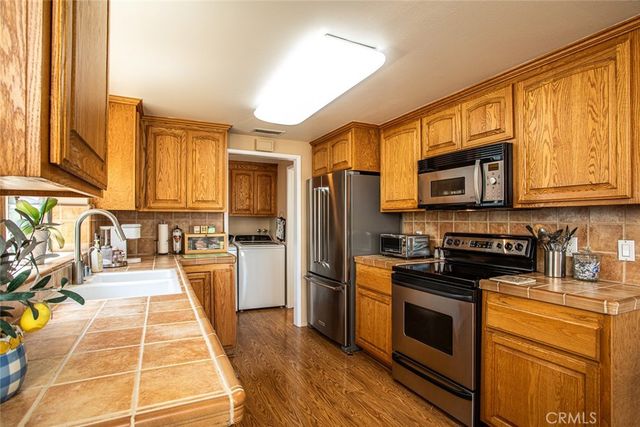2561 Campbell, La Habra, CA 90631