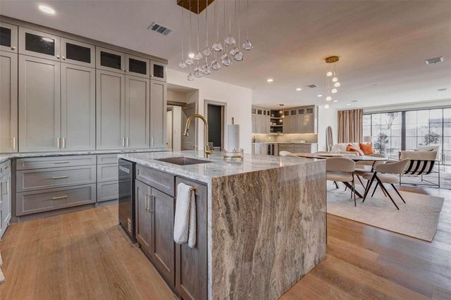 1803 Willowmoss Court, Houston, TX 77008