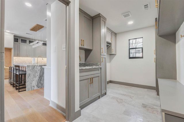 1803 Willowmoss Court, Houston, TX 77008