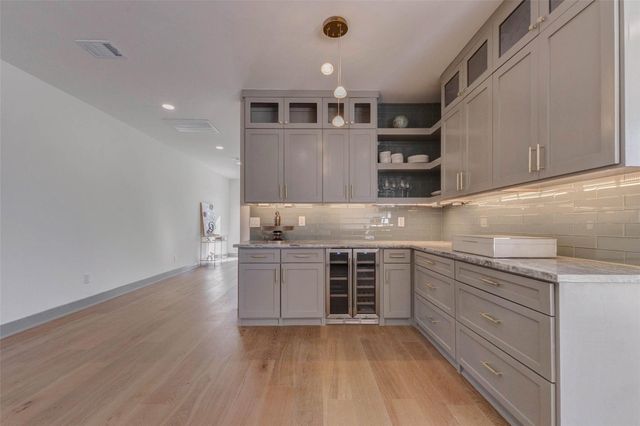 1803 Willowmoss Court, Houston, TX 77008