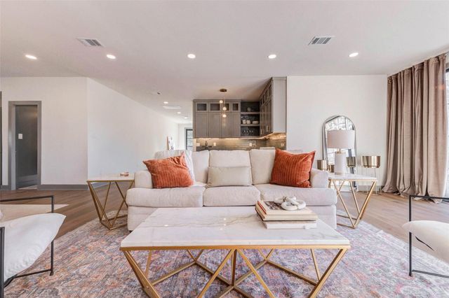 1803 Willowmoss Court, Houston, TX 77008