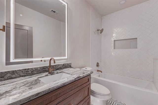 1803 Willowmoss Court, Houston, TX 77008