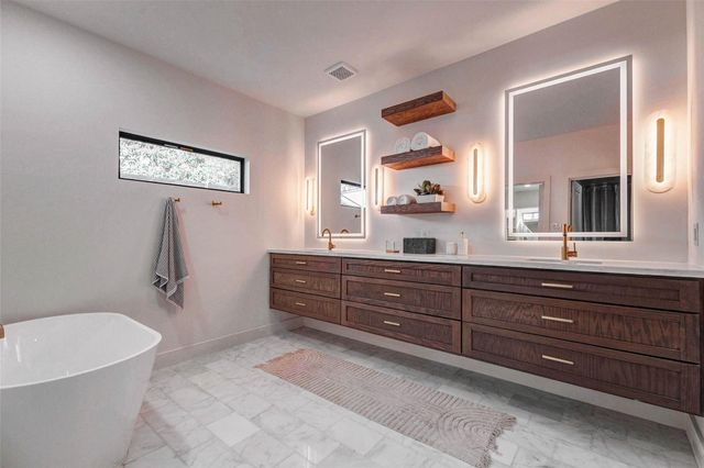 1803 Willowmoss Court, Houston, TX 77008