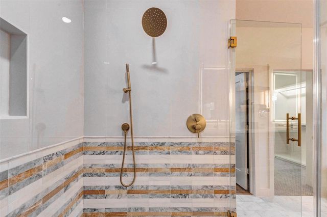 1803 Willowmoss Court, Houston, TX 77008