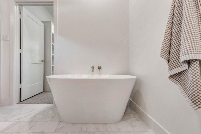 1803 Willowmoss Court, Houston, TX 77008