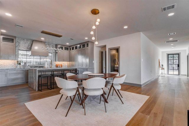 1803 Willowmoss Court, Houston, TX 77008