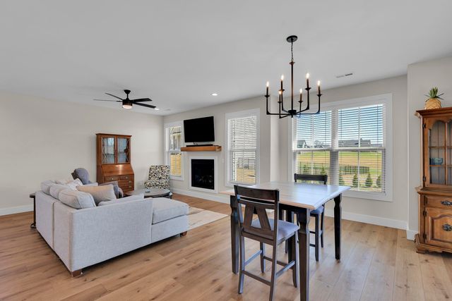 521 Hillview Knoll Lane, Greer, SC 29651