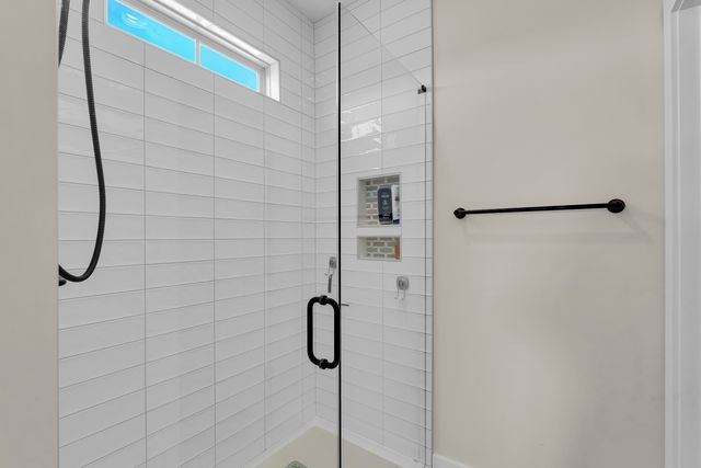 521 Hillview Knoll Lane, Greer, SC 29651