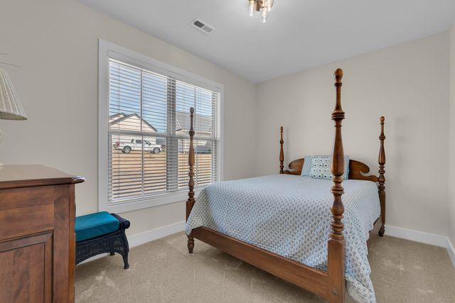 521 Hillview Knoll Lane, Greer, SC 29651