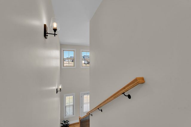 521 Hillview Knoll Lane, Greer, SC 29651