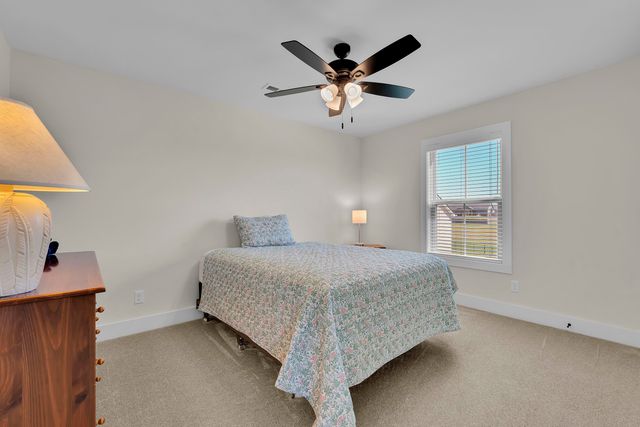 521 Hillview Knoll Lane, Greer, SC 29651