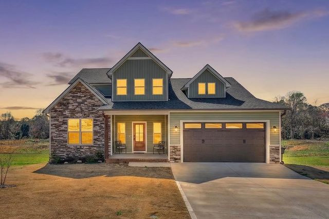 521 Hillview Knoll Lane, Greer, SC 29651