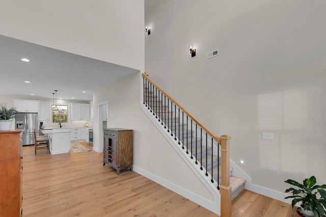 521 Hillview Knoll Lane, Greer, SC 29651