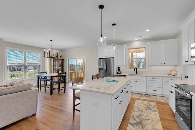 521 Hillview Knoll Lane, Greer, SC 29651