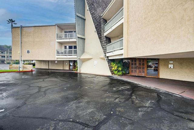 4444 W Point Loma Blvd 25, San Diego, CA 92107