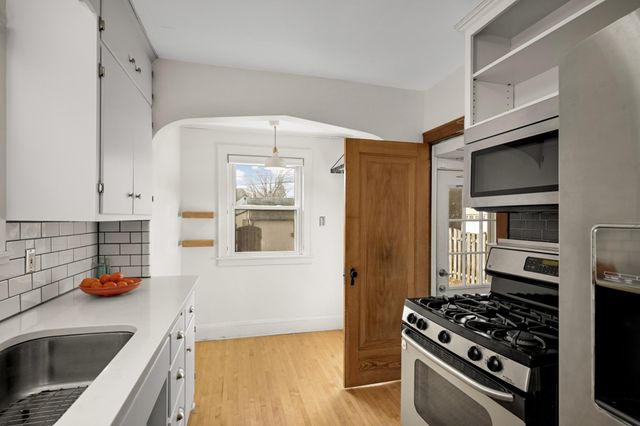 5322 35th Avenue S, Minneapolis, MN 55417