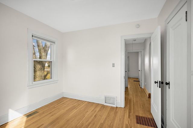 5322 35th Avenue S, Minneapolis, MN 55417