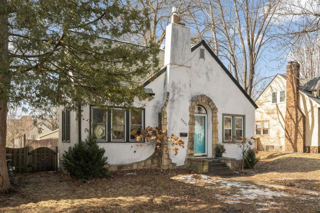 5322 35th Avenue S, Minneapolis, MN 55417