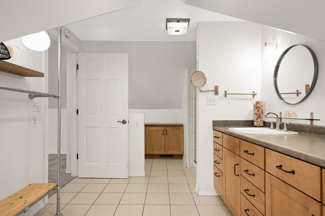 5322 35th Avenue S, Minneapolis, MN 55417