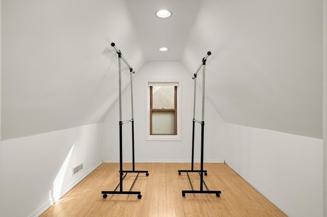 5322 35th Avenue S, Minneapolis, MN 55417