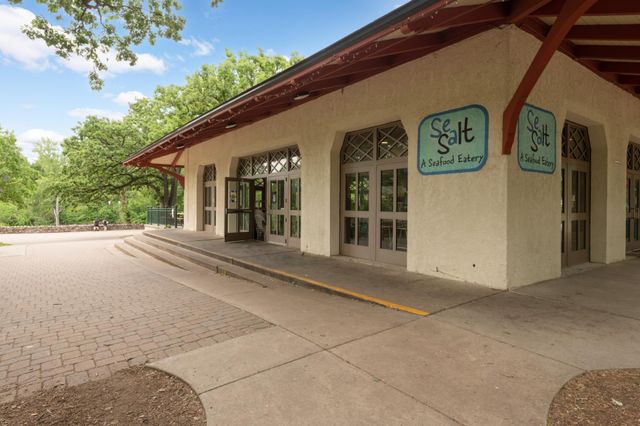 5322 35th Avenue S, Minneapolis, MN 55417