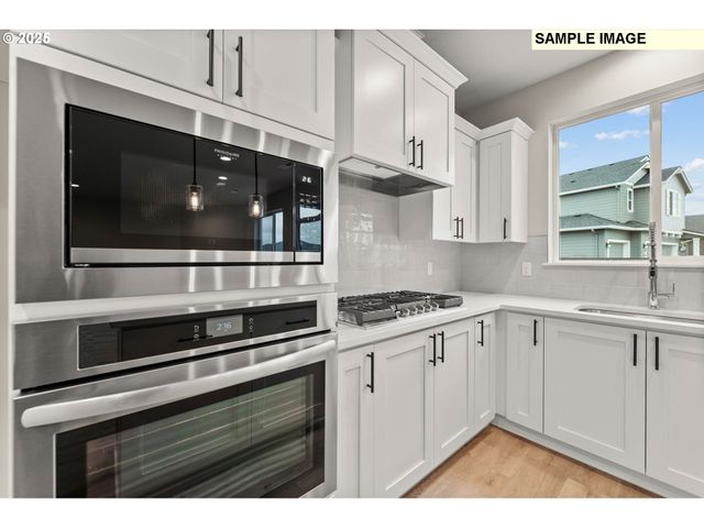 2817 Ne Claire Rd 208, Estacada, OR 97023