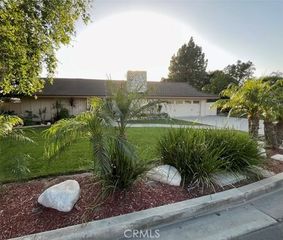 729 N Westwood Pl, Anaheim, CA 92805