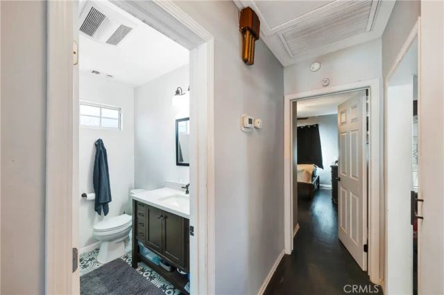 11702 Ruthelen, Los Angeles, CA 90047