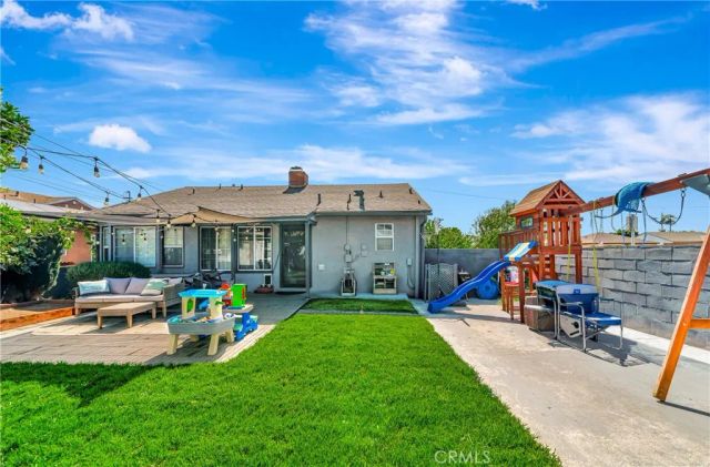 11702 Ruthelen, Los Angeles, CA 90047