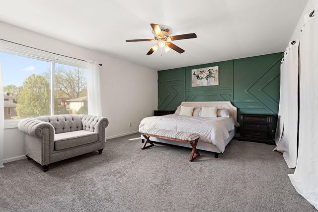 4954 W 86th Place, Crown Point, IN 46307