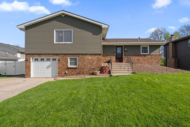 4954 W 86th Place, Crown Point, IN 46307