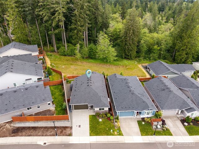 5605 Reef Lane NE, Olympia, WA 98516
