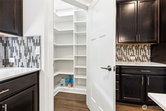 5605 Reef Lane NE, Olympia, WA 98516
