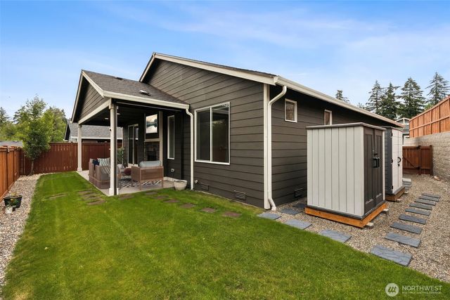 5605 Reef Lane NE, Olympia, WA 98516