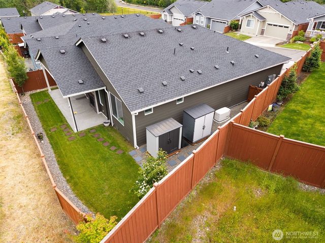 5605 Reef Lane NE, Olympia, WA 98516