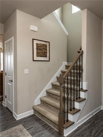 104 Station DR, Suffolk, VA 23434