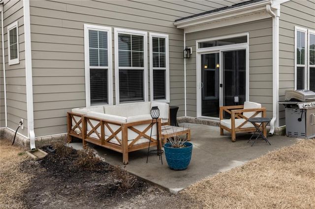 104 Station DR, Suffolk, VA 23434