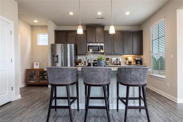 104 Station DR, Suffolk, VA 23434