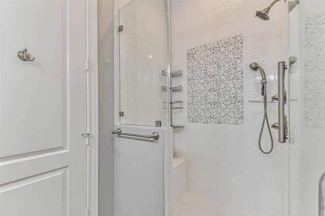 6 Compass Circle, Galveston, TX 77554