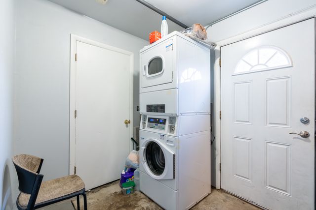 5523 W 24th Place 1, Cicero, IL 60804