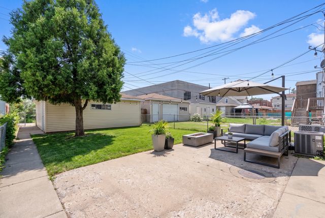 5523 W 24th Place 1, Cicero, IL 60804