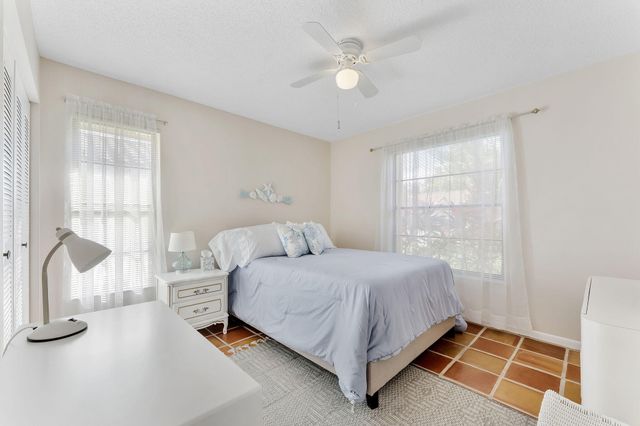 5861 Sunswept Lane, Boynton Beach, FL 33437