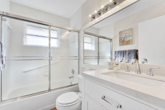 5861 Sunswept Lane, Boynton Beach, FL 33437