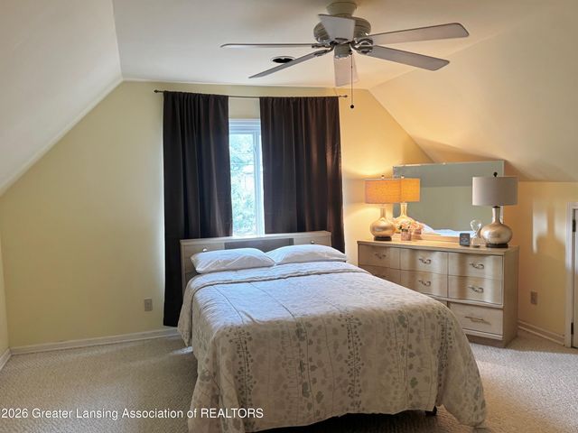 1019 N Jenison Avenue, Lansing, MI 48915
