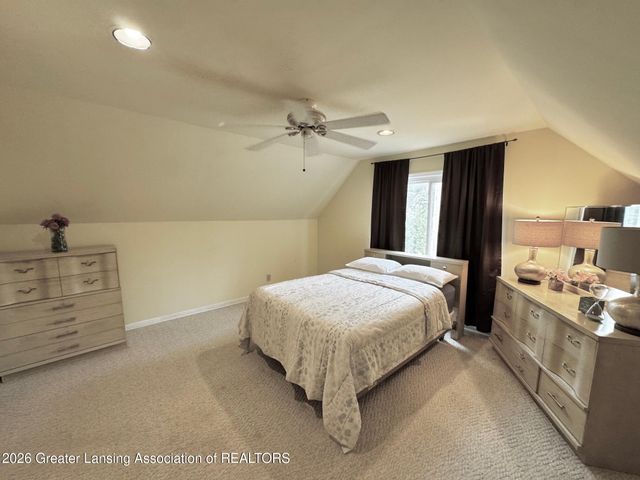 1019 N Jenison Avenue, Lansing, MI 48915
