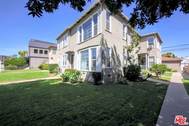 2620 S Barrington Avenue, Los Angeles, CA 90064