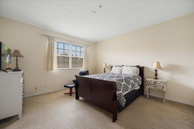 112 Lighthouse Circle G, Tequesta, FL 33469