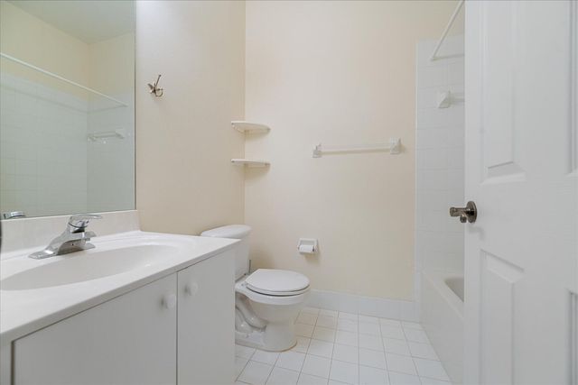 112 Lighthouse Circle G, Tequesta, FL 33469