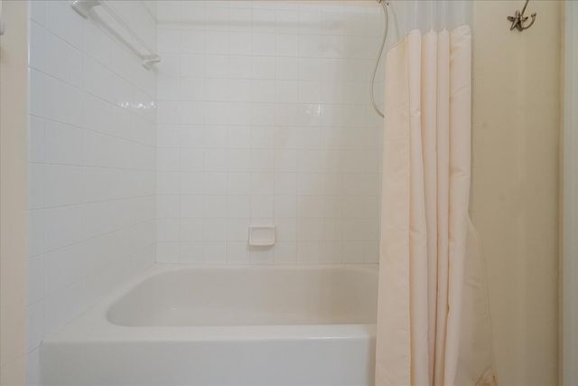 112 Lighthouse Circle G, Tequesta, FL 33469