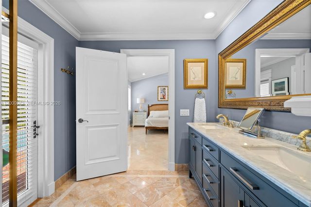 731 Calatrava Ave, Coral Gables, FL 33143